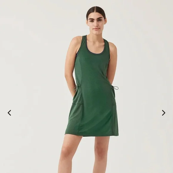 Recmesh Dress in Evergreen | Outdoor Voices